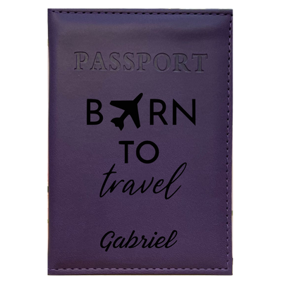 Protège Passeport Personnalisé violet gravé dans notre atelier